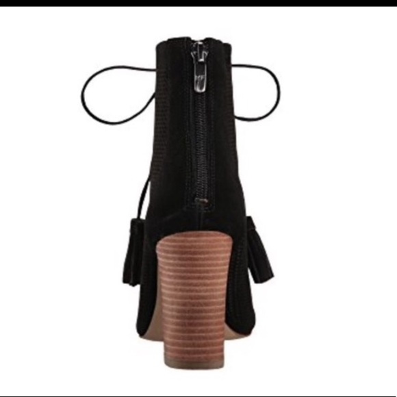 Marc Fisher Shaini Black Leather Cutout Perforated Peep-Toe Heel Boot Shoe 8M - Picture 9 of 16